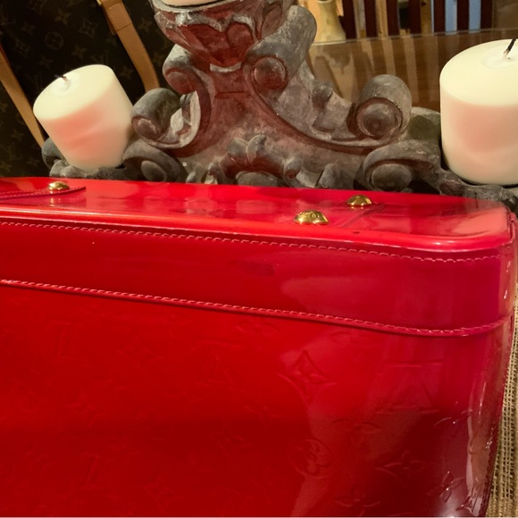 —SOLD—LV Red Vernis GM Alma - Picture 10 of 16